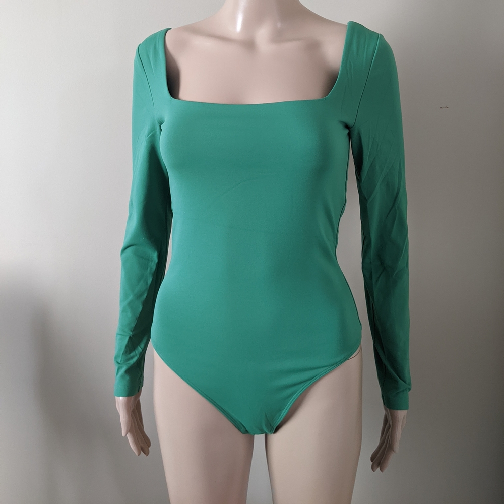 Aritzia Babaton Contour Square neck Bodysuit Green Bodysuit, Women's Medium